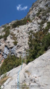 Largo 5 - Vía de la Núria - Serra de Sant Joan - Boxiols - RocJumper