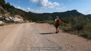 Parking 2 - Vía de la Núria - Serra de Sant Joan - Boxiols - RocJumper