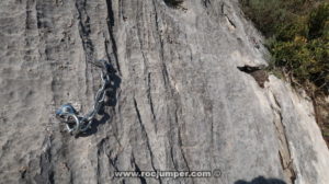 R1 Vía El Forat de les Bruixes - Coll Roig - Montgrony - RocJumper