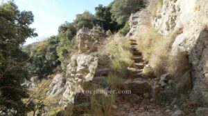 Retorno escaleras - Salt de Sallent - Rupit - RocJumper