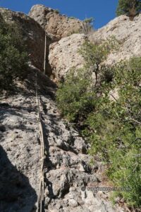 Cuerdas fijas - Vía Romani x-treme (V 85 m) Roques de Pessó - Collegats