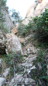 Cuerda Anudada 4 - Torrent del Balaguer - Montserrat - RocJumper