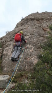 Inicio L6 - Vía A Prop + Aresta dels Marges - Els Graus - Collbató - Montserrat - RocJumperL6