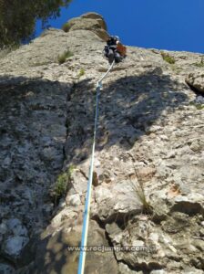 L3 - Vía Pique Longue - La Granota - Montserrat - RocJumper