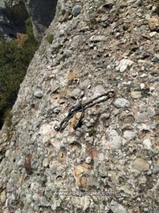 R6 - Vía Pique Longue - La Granota - Montserrat - RocJumper