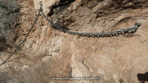 Flanqueo con Cadenas - Camí de les cireres d'Arboç - Montfalcó - RocJumper