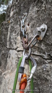 Reunión Vía Que mal rollo - Zona Torre de Aguila - Zona Noreste - Escalada Deportiva Pic de l'Àliga - Sant Andreu de la Barca - RocJumper