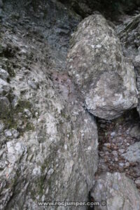 Cuerda fija Torrent del Balaguer - Montserrat - RocJumper