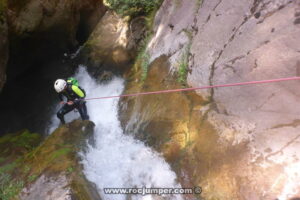 R3 - Les Fonts del Llobregat o Salt de la Farga - Castellar de n'Hug - RocJumper