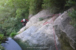 R1 - Torrent del Greixot o Riu de Cerdanyola - Guardiola de Berguedà - RocJumper