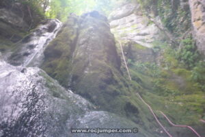 R4 - Torrent del Greixot o Riu de Cerdanyola - Guardiola de Berguedà - RocJumper