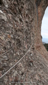 Flanqueo Camino equipado Cap del Mort - Montserrat - RocJumper