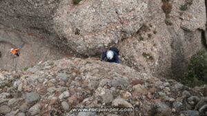 Collado de Cap del Mort - Montserrat - RocJumper