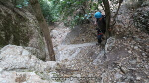 Camino equipado Torrent del Cavall Bernat - Montserrat - RocJumper