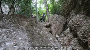 Camino equipado Torrent del Cavall Bernat - Montserrat - RocJumper