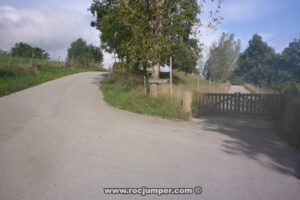 Parking - Sallent de Grau - Falgars d'en Bas - RocJumper