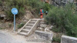 Escaleras Aproximación - Vía Gran Diagonal de Santa Anna - RocJumper