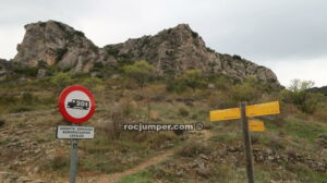 Palo indicador - Vía Ferrata Hipocrática de Calcena - RocJumper