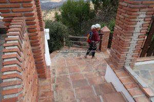 Aproximación - Vía Ferrata Cueva de la ventana - Comares - RocJumper