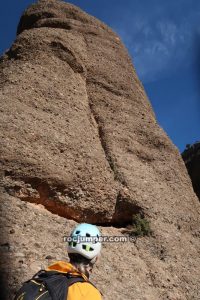 Caminando - Vía Aresta Idíl·lica - Agulla dels Tres Ponts - Peramola - RocJumper