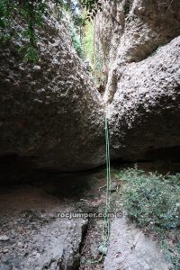 Rápel 5 - Vía Aresta Idíl·lica - Agulla dels Tres Ponts - Peramola - RocJumper