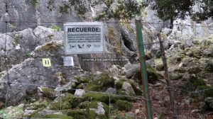 Valla - Vía Ferrata Sierra del Hacho - Gaucín - RocJumper