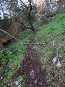 Sendero aproximación - Vía Ferrata Tajo del Reloj - Cuevas de San Marcos - RocJumper