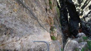 Tramo vertical final - Vía Ferrata Benalauría o del Canal - RocJumper