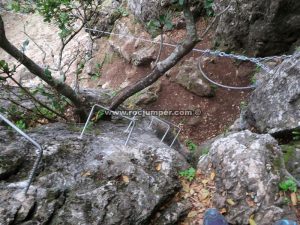 Inicio Tirolina - Vía Ferrata Sierra del Hacho - Gaucín - RocJumper