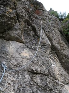 Flanqueo diagonal - Vía Ferrata Sierra del Hacho - Gaucín - RocJumper