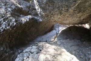 Caos y destrepes - Barranc Rumbau - Oliana - RocJumper