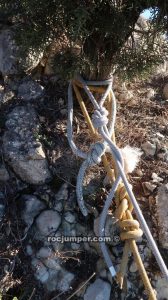 Cuerda fija - Roc de les Tres Creus - Integral Cresta Serra les Canals - Oliana - RocJumper