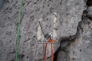 Rápel 1 - Vía de l'Astoret - Paret del Devessó - Malanyeu - RocJumper