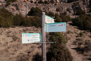 Cartel cruce - Clot de Vilamala - Sant Llorenç de Morunys - RocJumper