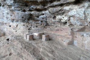 Salón dentro de la cueva - Barranco del Buho o El Santo - Pizarra - RocJumper