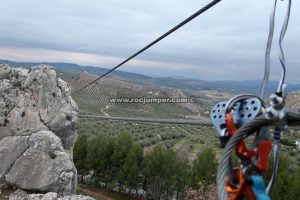 Tirolina Rápida - Vía Ferrata Fuente Vieja - Moclín - RocJumper