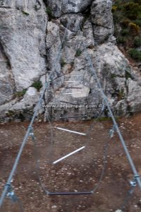 Puente Colgante de escalones móviles - Vía Ferrata Fuente Vieja - Moclín - RocJumper