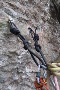 R3 - Torrent de la Cueva P-Petit - Montserrat - RocJumper