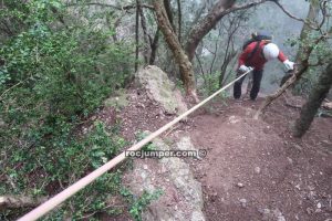 R3 - Torrent de la Cueva P-Petit - Montserrat - RocJumper