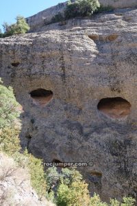 Cuevas Colgantes - Clot de Vilamala - Sant Llorenç de Morunys - RocJumper