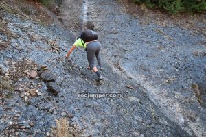 Flanqueo resbaladizo - Clot de Vilamala - Sant Llorenç de Morunys - RocJumper