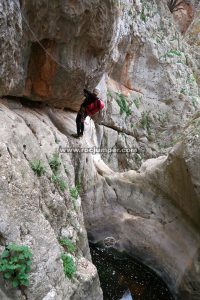 Llegando a R3 - Barranco Espantaperros - Salar - RocJumper