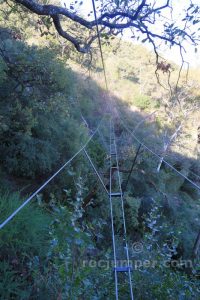 Puente Tibetano - Vía Ferrata El Caimán - El Colmenar - RocJumper