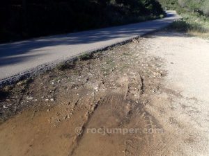 Parking - Barranco Zangarriana - Cortés de Pallás - RocJumper