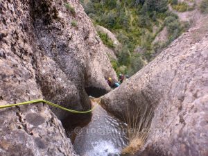 R2 - Torrent de Vilacireres por Torrent de Cal Pelegrí - Sant Llorenç de Morunys - RocJumper