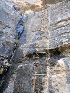 Flanqueo y Muro - Vía Ferrata Los Fresnos - Quesa - RocJumper