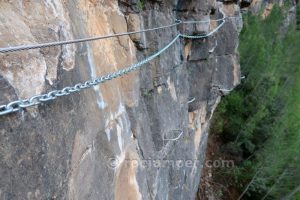 Flanqueo - Vía Ferrata del Estrecho Ayódar - RocJumper