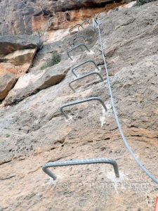 Grapas vertical - Vía Ferrata Callosa de Segura - RocJumper