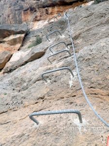 Grapas vertical - Vía Ferrata Callosa de Segura - RocJumper