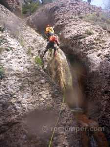 R5 - Torrent de Vilacireres por Torrent de Cal Pelegrí - Sant Llorenç de Morunys - RocJumper